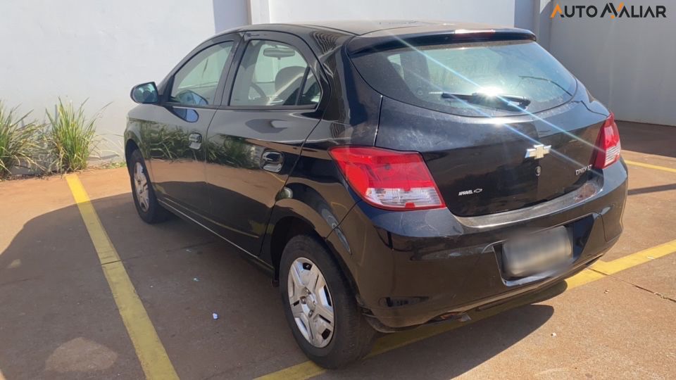 CHEVROLET ONIX 1.0 MPFI LT 8V FLEX 4P MANUAL