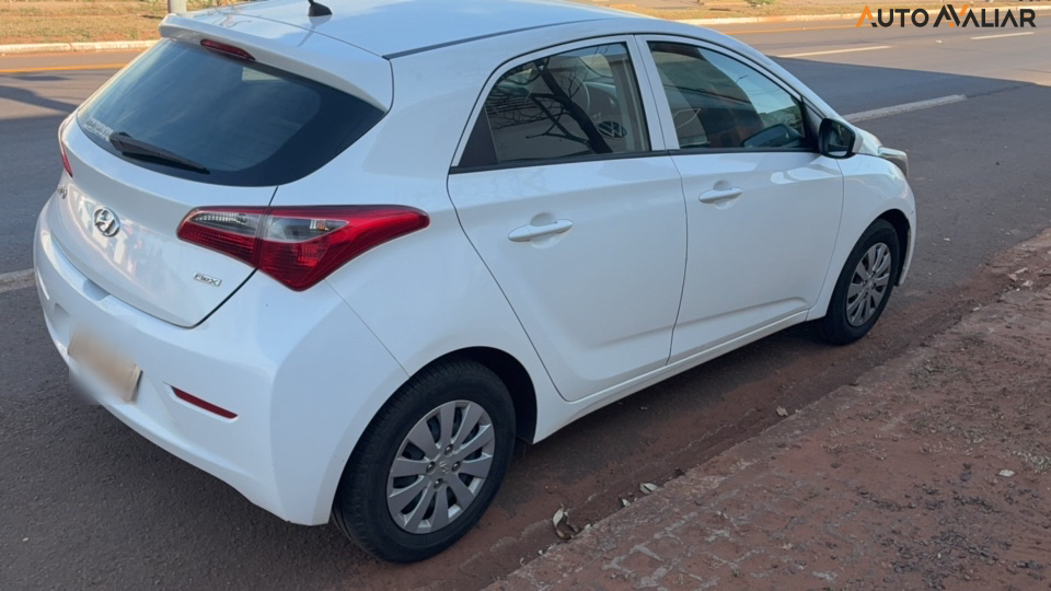 HYUNDAI HB20 1.0 COMFORT 12V FLEX 4P MANUAL