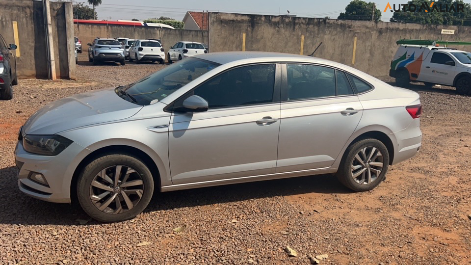 VOLKSWAGEN VIRTUS 1.0 200 TSI COMFORTLINE AUTOMÁTICO