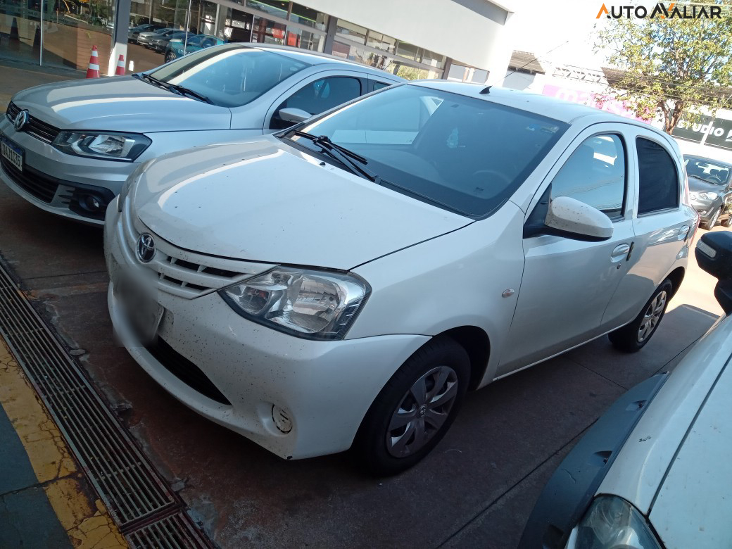 TOYOTA ETIOS 1.3 X 16V FLEX 4P MANUAL