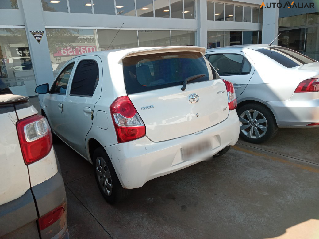 TOYOTA ETIOS 1.3 X 16V FLEX 4P MANUAL