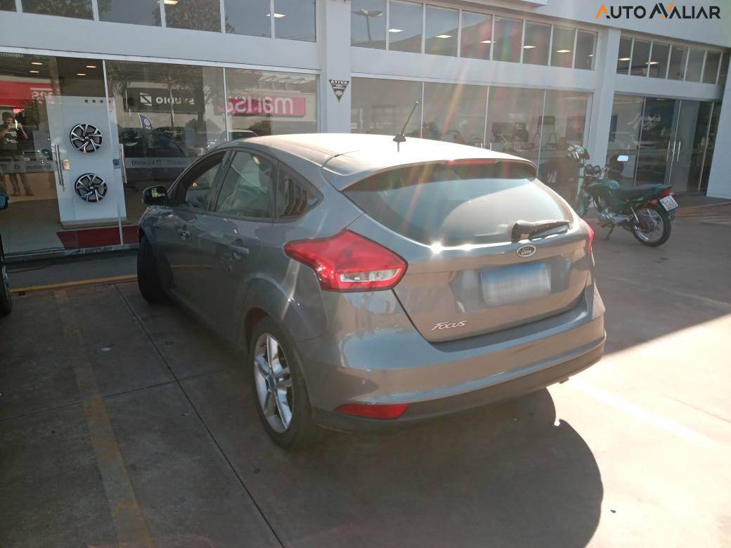 FORD FOCUS 1.6 SE PLUS 16V FLEX 4P MANUAL