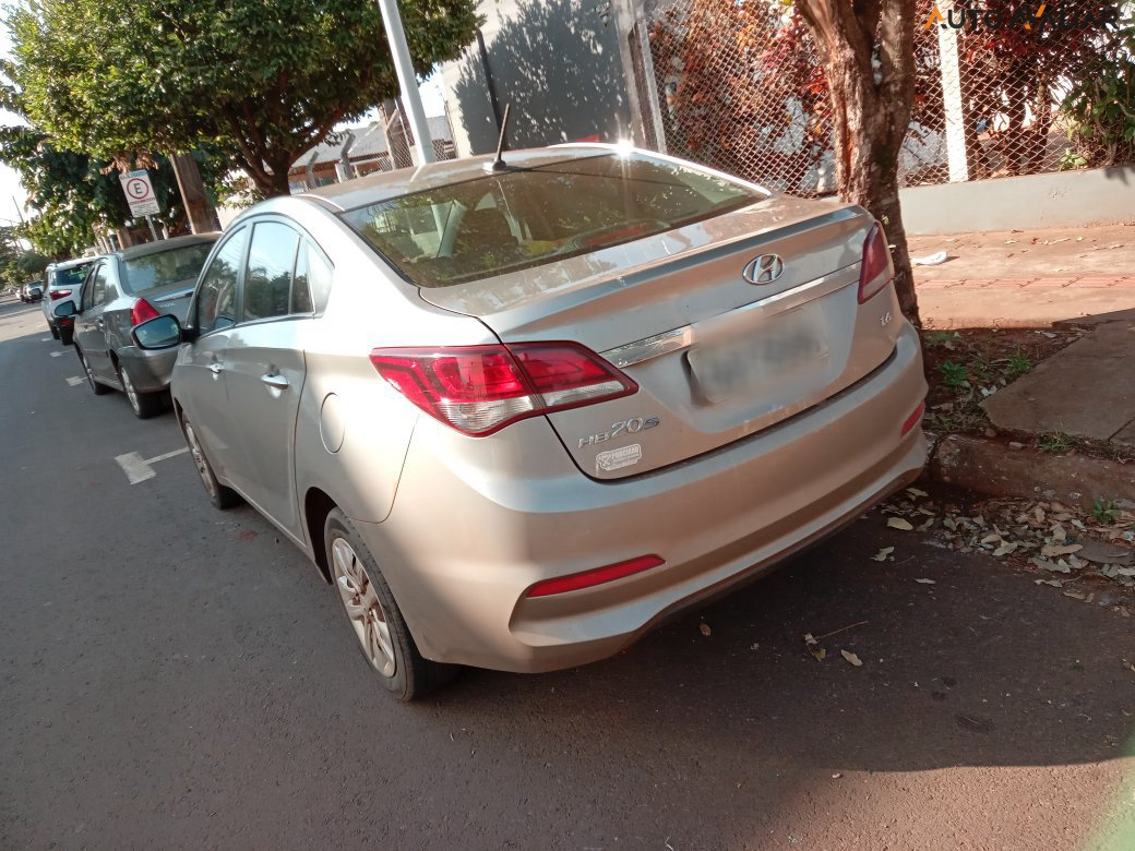 HYUNDAI HB20S 1.6 COMFORT PLUS 16V FLEX 4P MANUAL