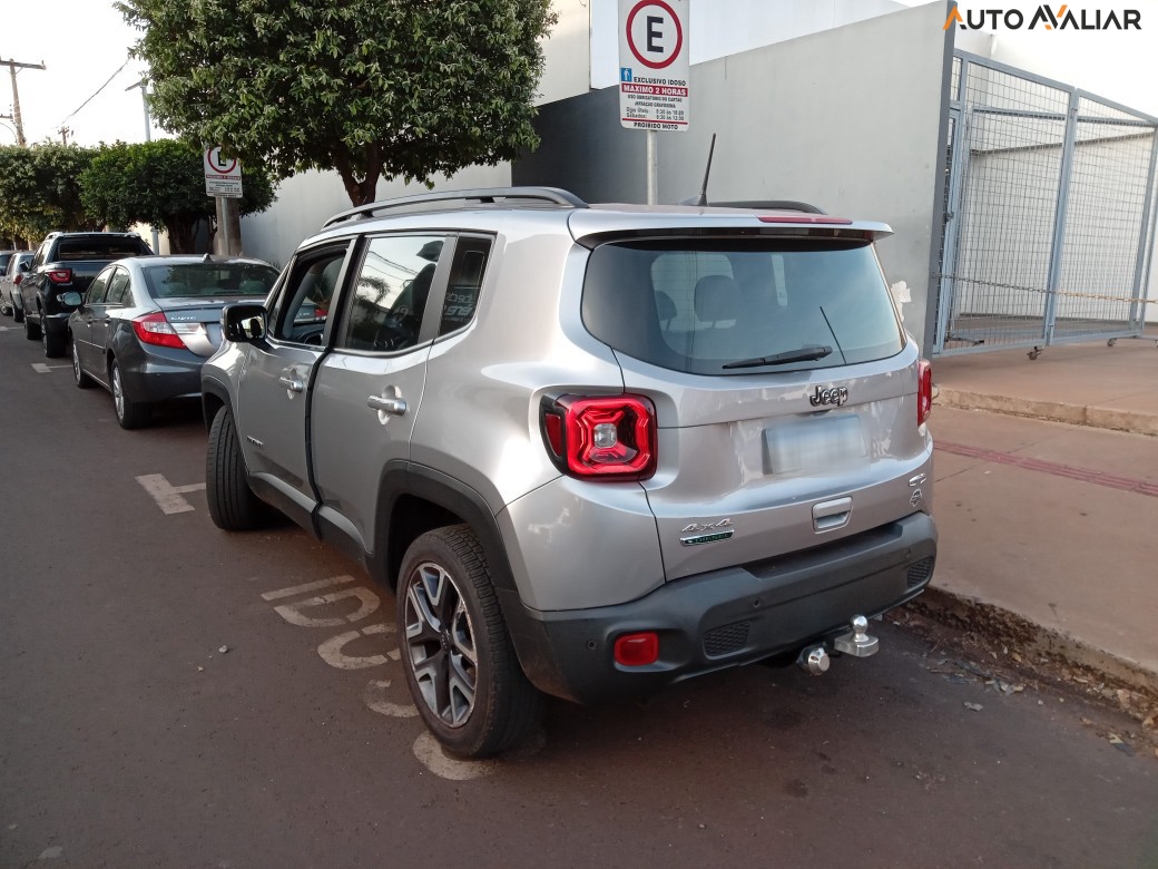 JEEP RENEGADE 2.0 16V TURBO DIESEL LONGITUDE 4P 4X4 AUTOMATICO