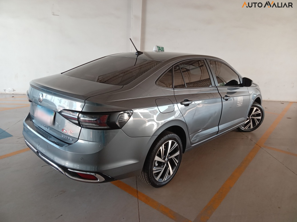 VOLKSWAGEN VIRTUS 1.0 200 TSI HIGHLINE AUTOMÁTICO