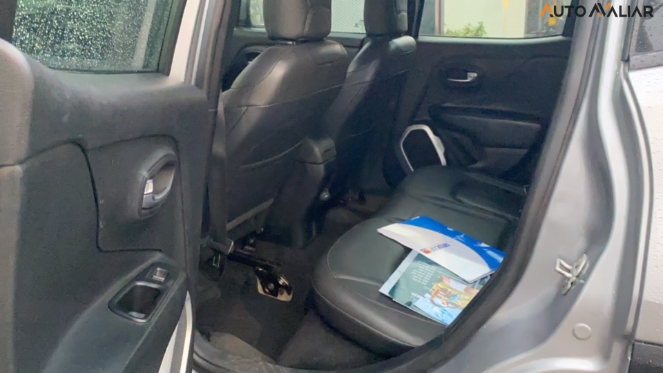 JEEP RENEGADE 2.0 16V TURBO DIESEL LONGITUDE 4P 4X4 AUTOMATICO