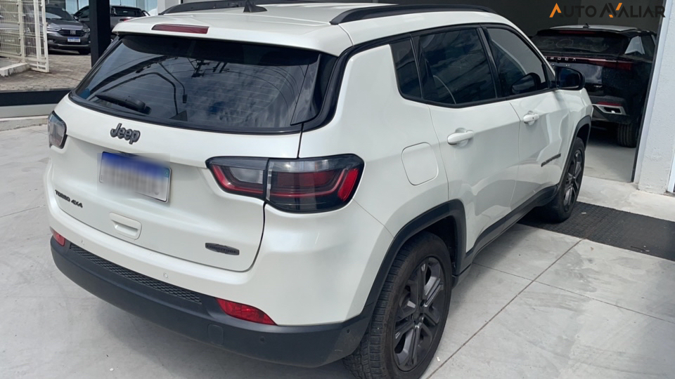 JEEP COMPASS 2.0 TD350 TURBO DIESEL LONGITUDE AT9