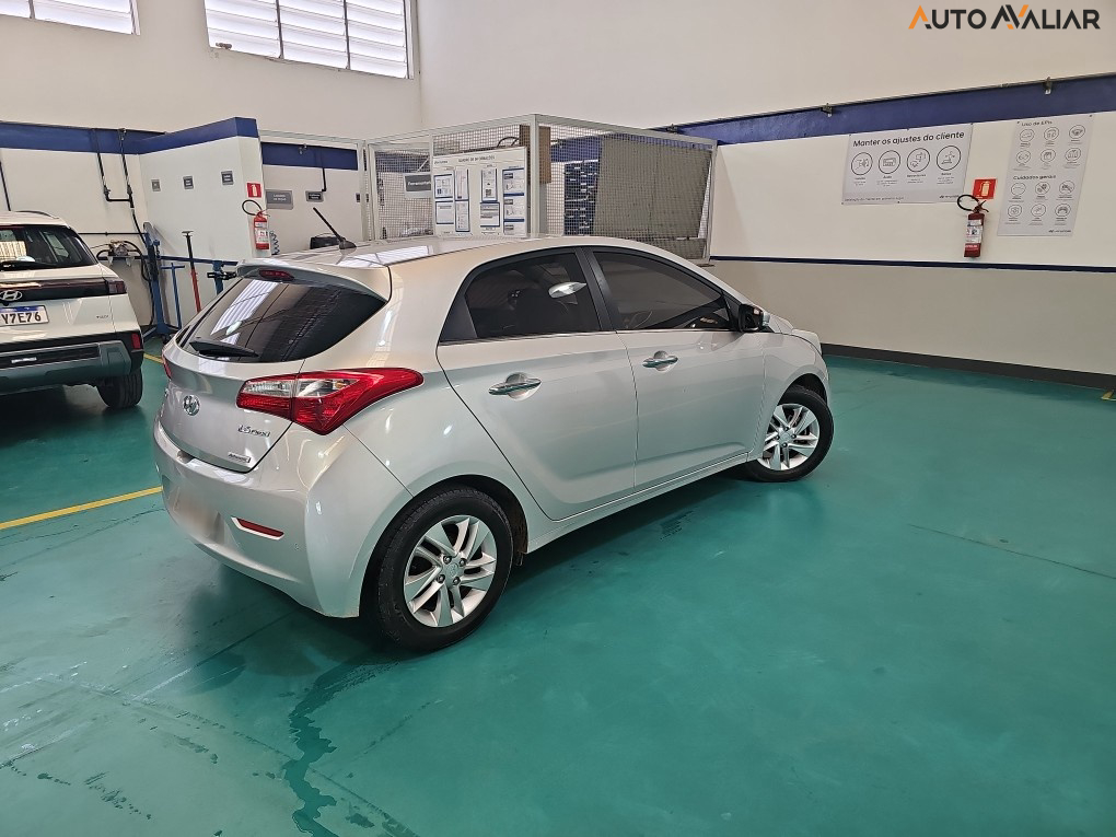 HYUNDAI HB20 1.6 PREMIUM 16V FLEX 4P AUTOMATICO
