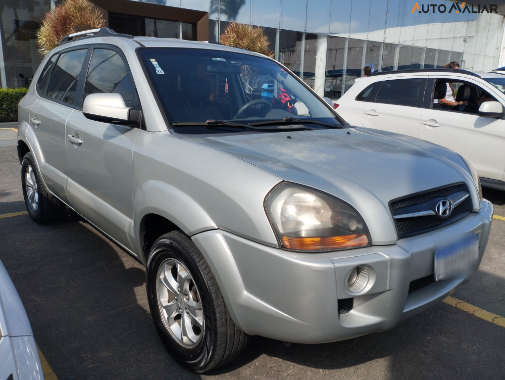 HYUNDAI TUCSON 2.0 MPFI GLS 16V 143CV 2WD GASOLINA 4P AUTOMATICO