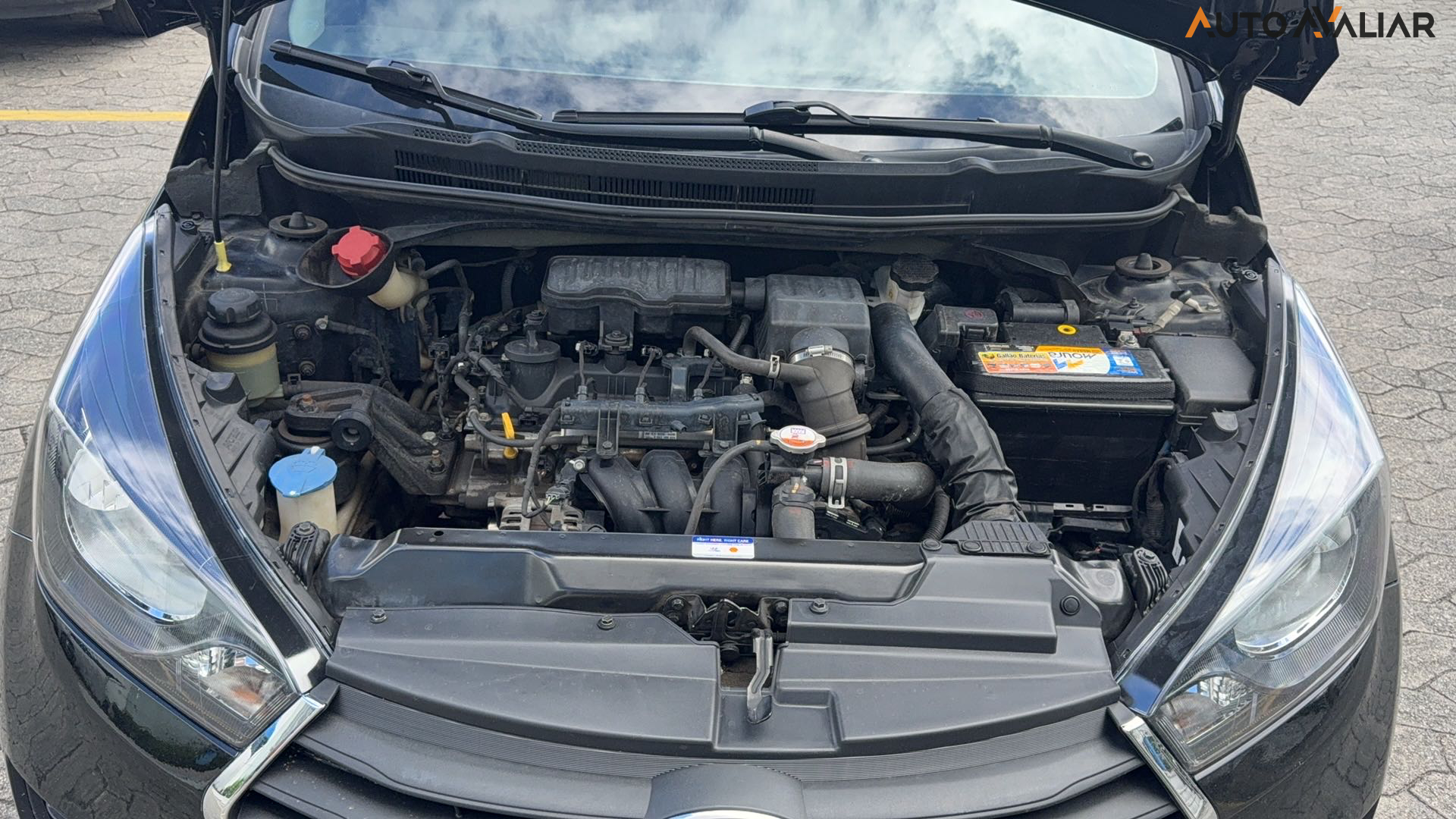 HYUNDAI HB20 1.0 COMFORT PLUS 12V FLEX 4P MANUAL