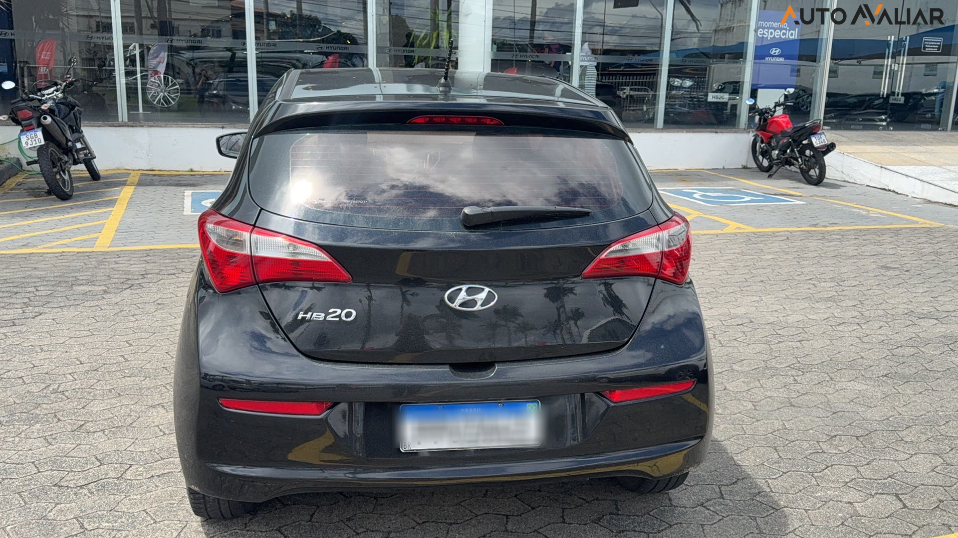 HYUNDAI HB20 1.0 COMFORT PLUS 12V FLEX 4P MANUAL