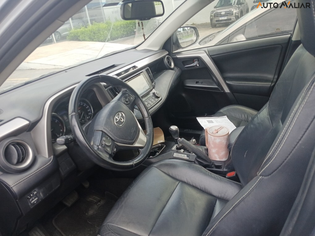 TOYOTA RAV4 2.0 TOP 4X2 16V GASOLINA 4P AUTOMATICO