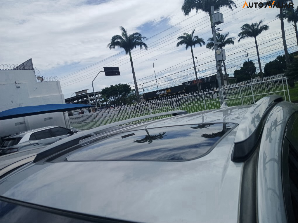 TOYOTA RAV4 2.0 TOP 4X2 16V GASOLINA 4P AUTOMATICO