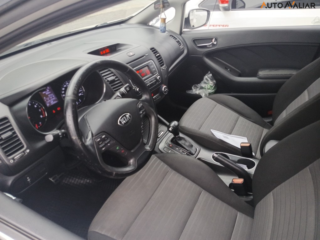KIA CERATO 1.6 SX 16V FLEX 4P AUTOMATICO