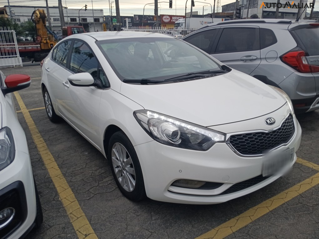 KIA CERATO 1.6 SX 16V FLEX 4P AUTOMATICO