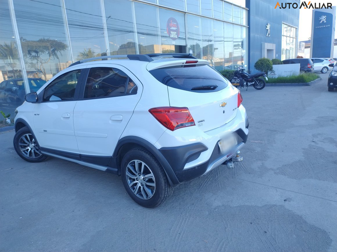 CHEVROLET ONIX 1.4 MPFI ACTIV 8V FLEX 4P MANUAL