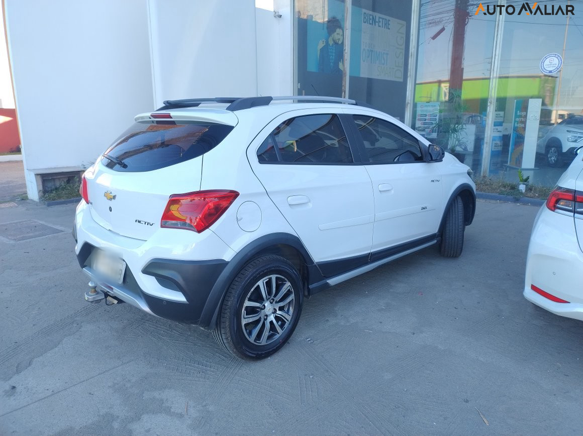 CHEVROLET ONIX 1.4 MPFI ACTIV 8V FLEX 4P MANUAL