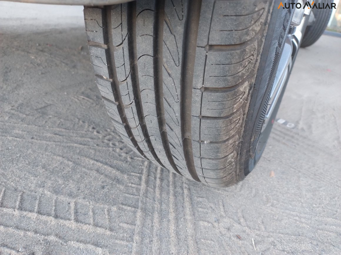 CHEVROLET ONIX 1.4 MPFI ACTIV 8V FLEX 4P MANUAL