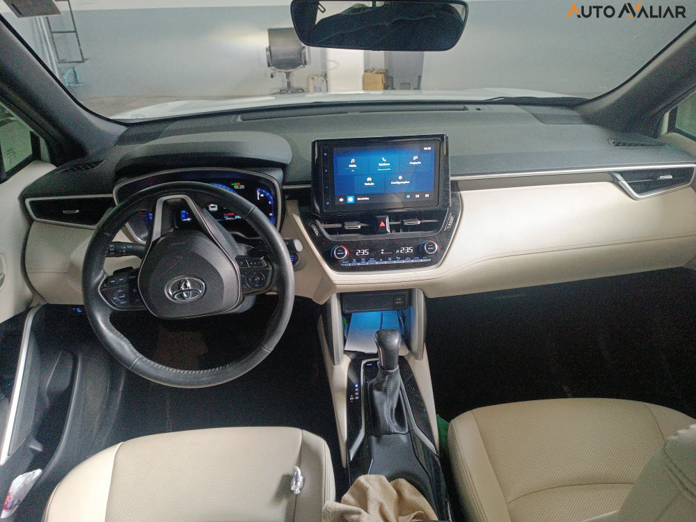 TOYOTA COROLLA CROSS 2.0 VVT-IE FLEX XRX DIRECT SHIFT