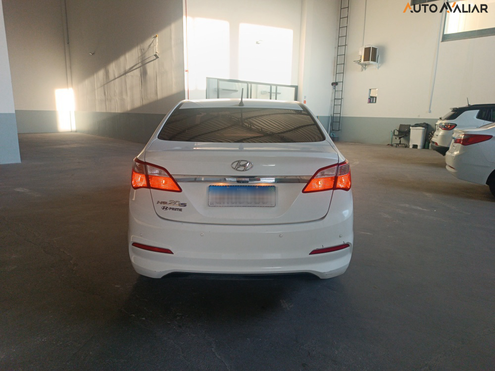 HYUNDAI HB20S 1.0 COMFORT PLUS 12V FLEX 4P MANUAL