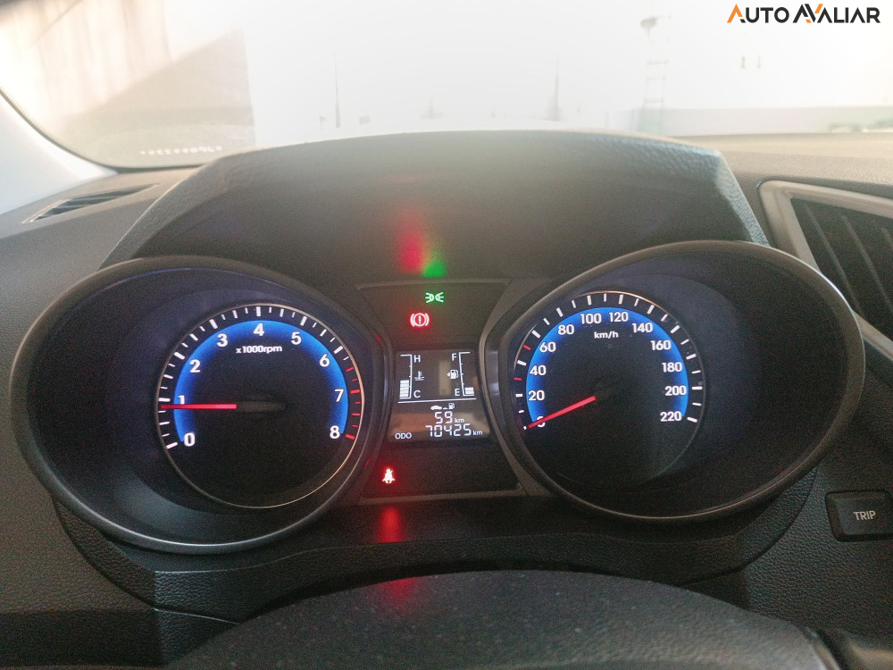 HYUNDAI HB20S 1.0 COMFORT PLUS 12V FLEX 4P MANUAL