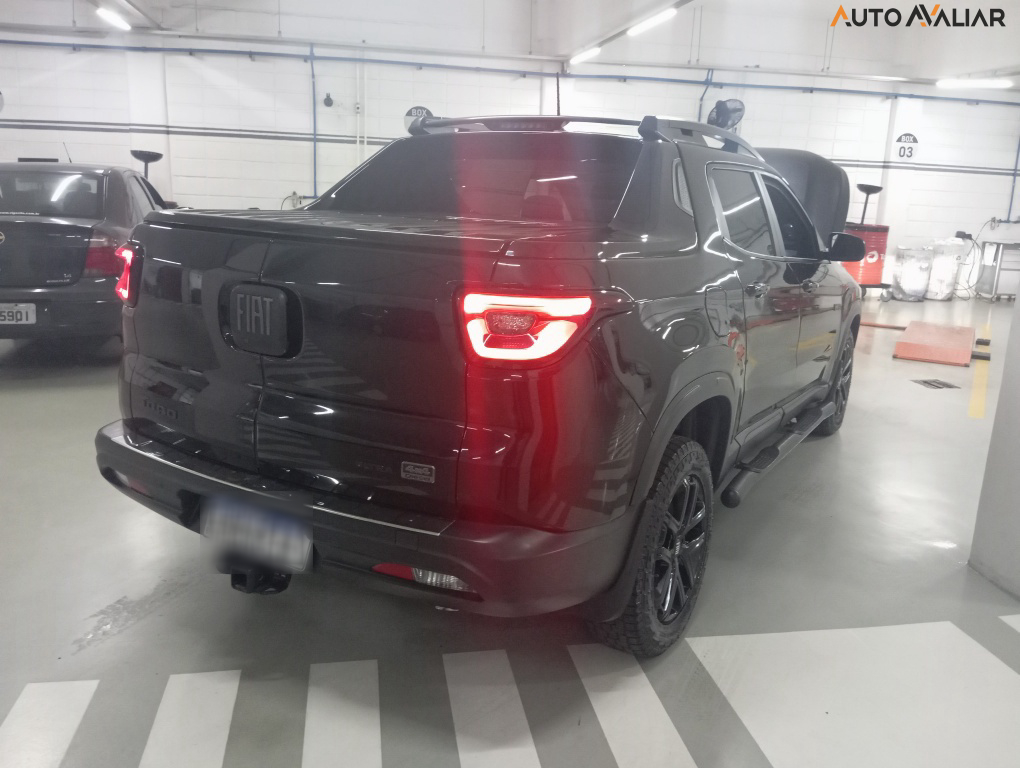 FIAT TORO 2.0 16V TURBO DIESEL ULTRA 4WD AT9