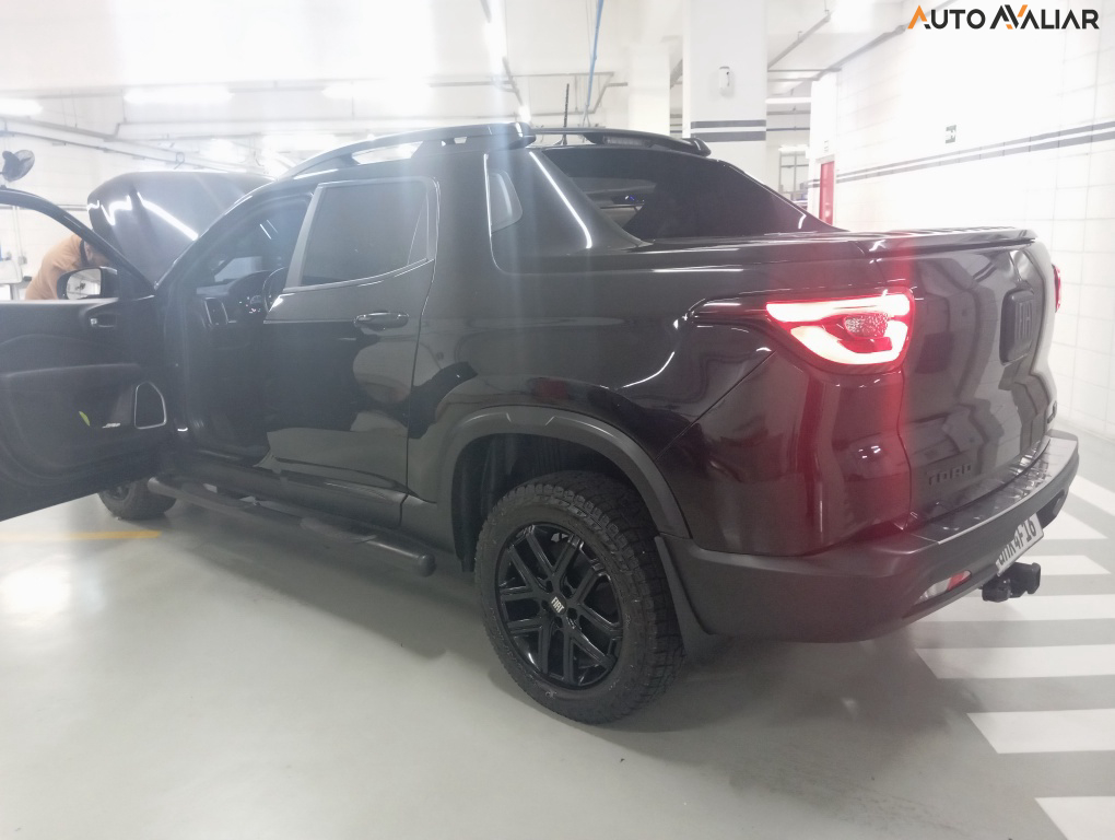 FIAT TORO 2.0 16V TURBO DIESEL ULTRA 4WD AT9