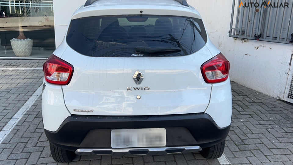 RENAULT KWID 1.0 12V SCE FLEX OUTSIDER MANUAL