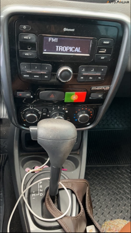 RENAULT DUSTER 2.0 DYNAMIQUE 4X2 16V FLEX 4P AUTOMATICO