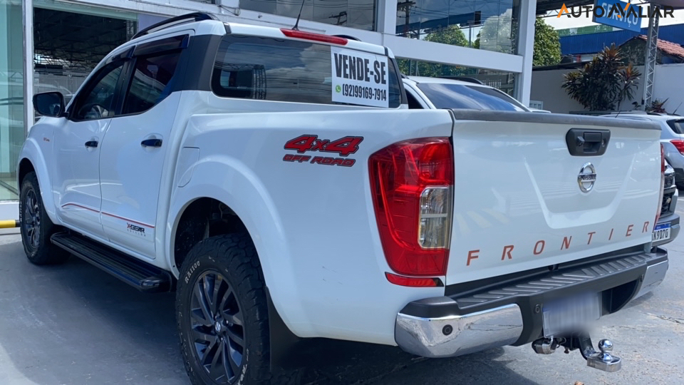 NISSAN FRONTIER 2.3 16V TURBO DIESEL X-GEAR EDITION CD 4X4 AUTOMATICO