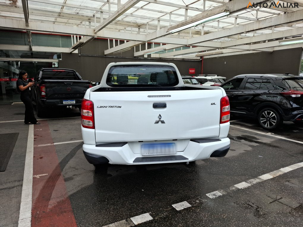 MITSUBISHI L200 L200 Triton Sport GLS 2.4 CD Diesel Aut.