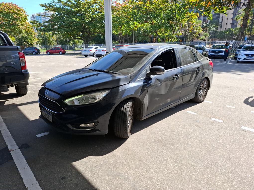 FORD FOCUS 2.0 SE 16V FLEX 4P POWERSHIFT