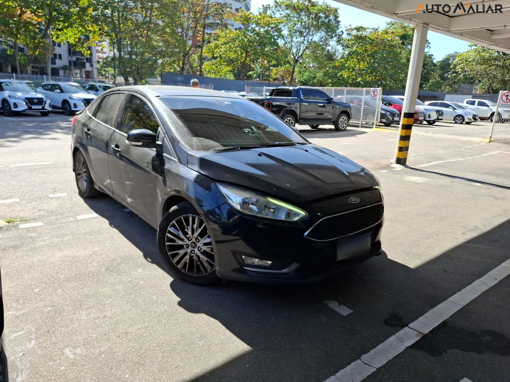 FORD FOCUS 2.0 SE 16V FLEX 4P POWERSHIFT