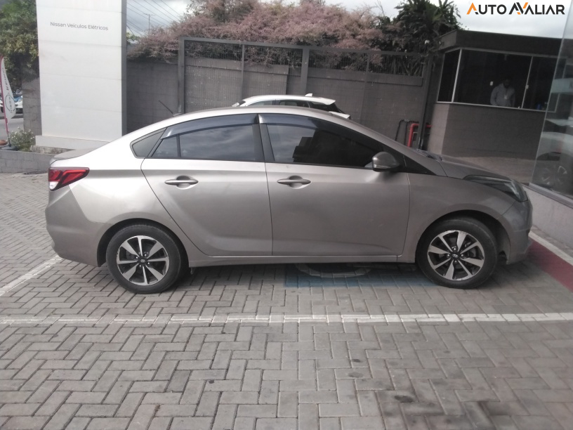 HYUNDAI HB20S 1.6 COMFORT STYLE 16V FLEX 4P AUTOMATICO