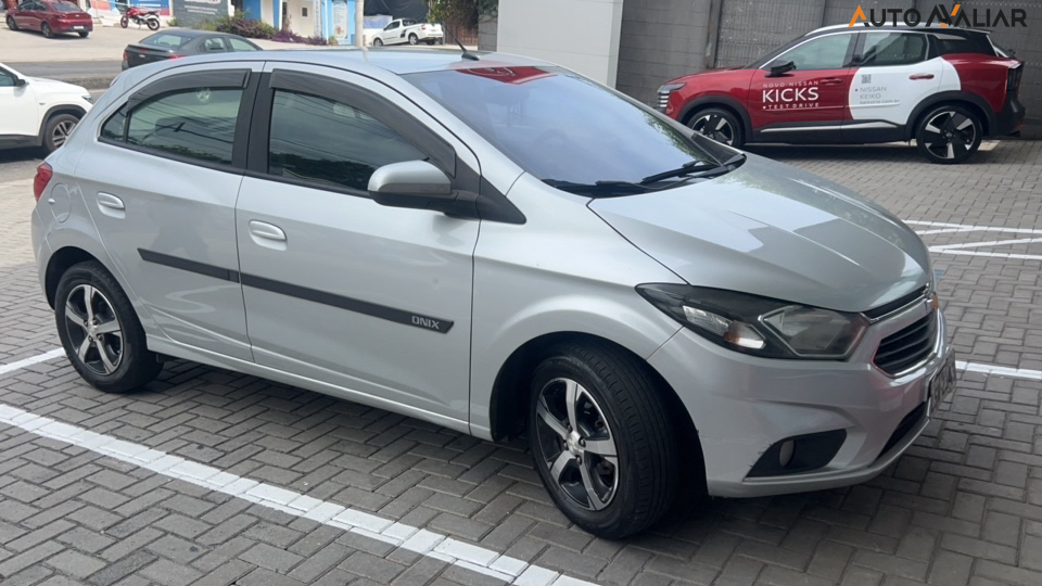 CHEVROLET ONIX 1.4 MPFI LTZ 8V FLEX 4P MANUAL