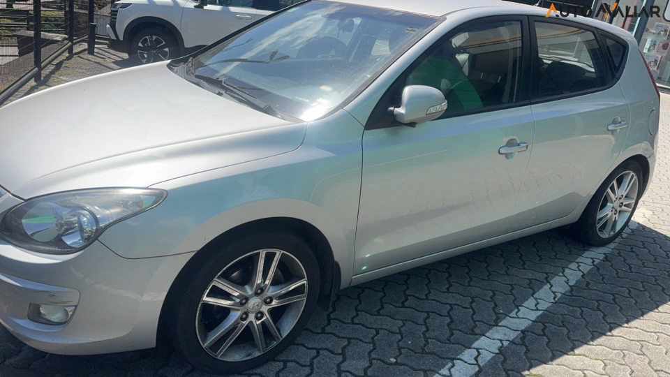 HYUNDAI I30 I30 2.0 16V 145CV 5P AUT.
