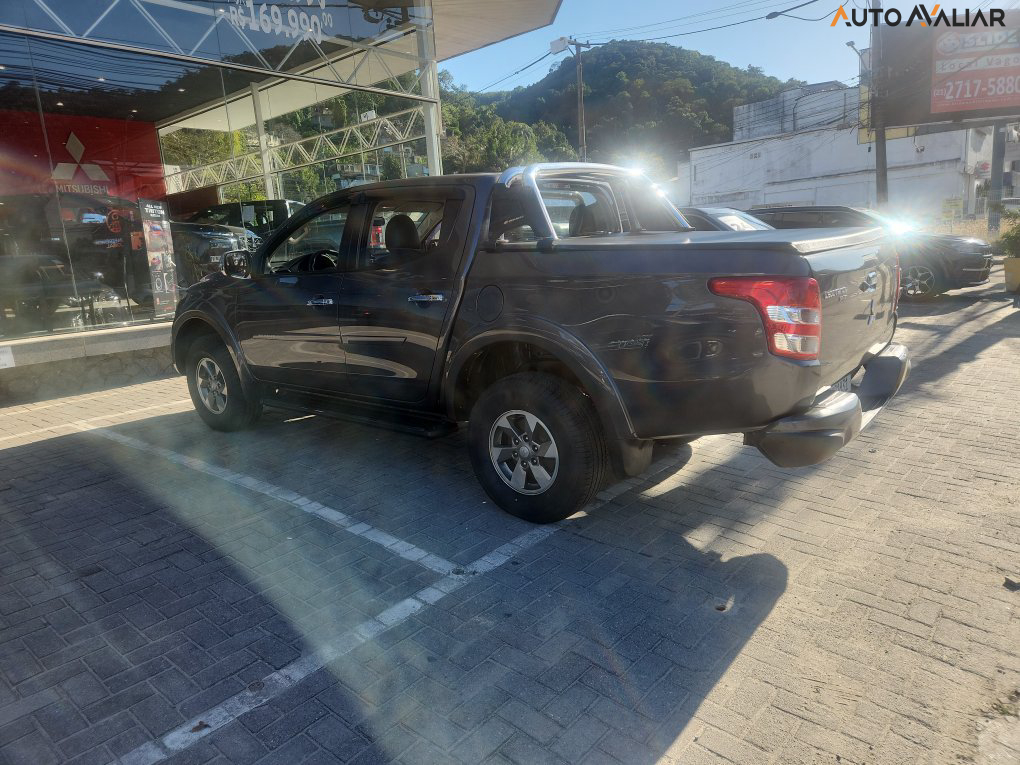 MITSUBISHI L200 TRITON  2.4 16V TURBO DIESEL SPORT HPE CD 4P 4X4 AUTOMATICO