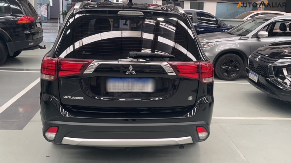 MITSUBISHI OUTLANDER 2.0 COMFORT 16V GASOLINA 4P AUTOMATICO