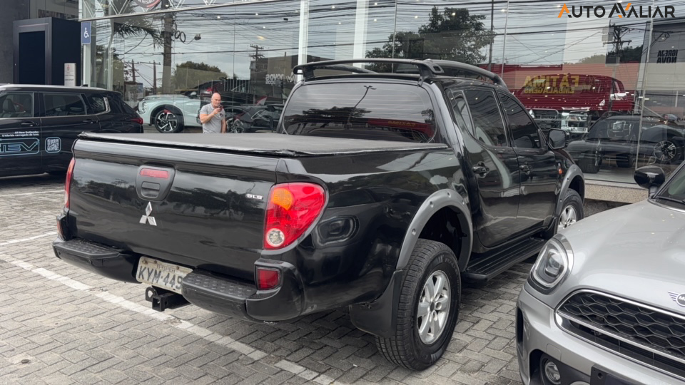 MITSUBISHI L200 GLS 4X4-MT 3.2 16V TB-IC