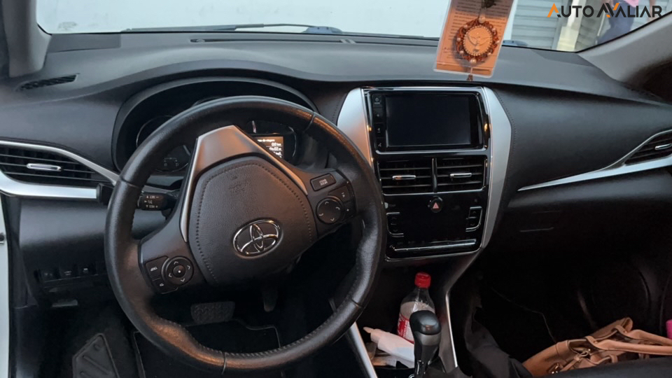 TOYOTA YARIS 1.5 16V FLEX SEDAN XS MULTIDRIVE