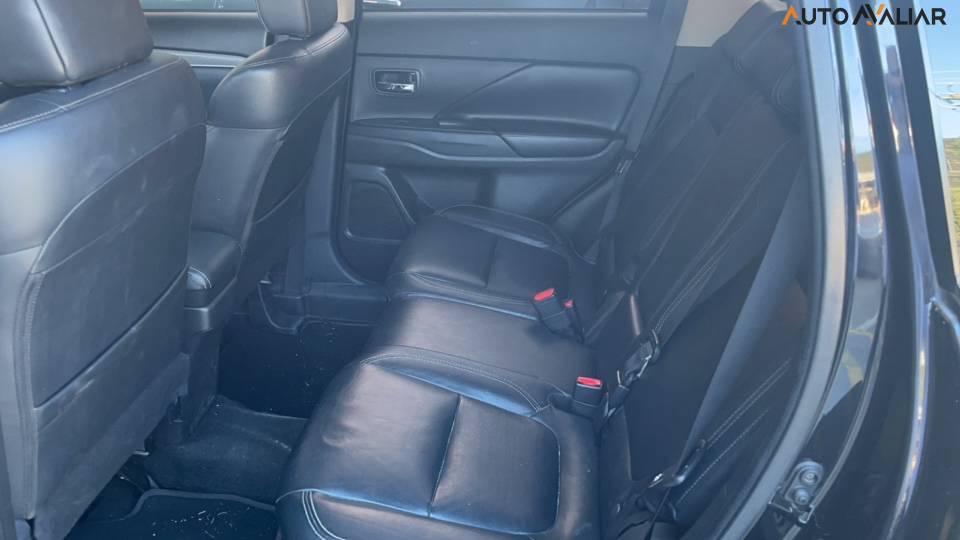 MITSUBISHI OUTLANDER 2.0 MIVEC GASOLINA HPE AUTOMATICO