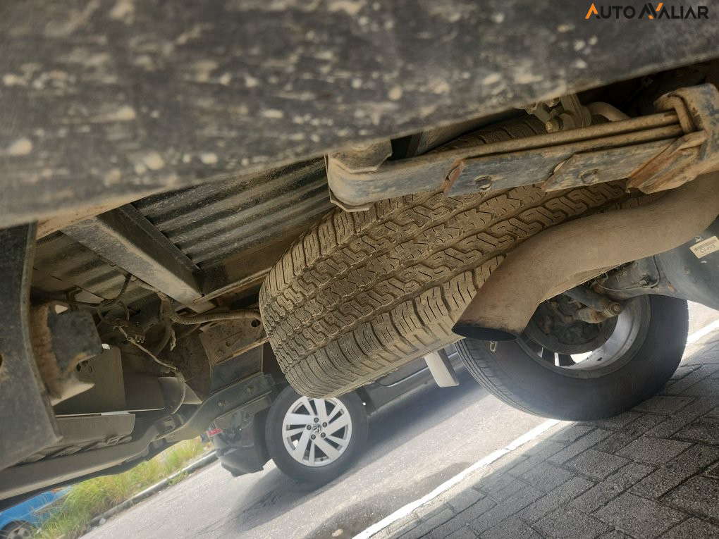 MITSUBISHI L200 TRITON  2.4 16V TURBO DIESEL SPORT HPE-S CD 4P 4X4 AUTOM&Aacute;TICO