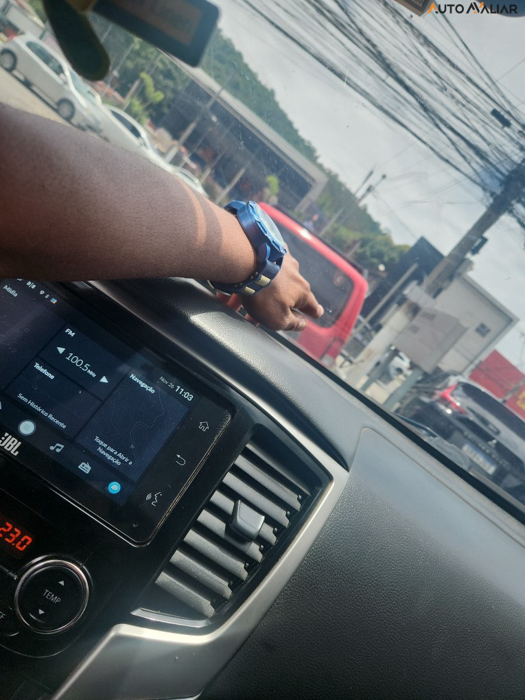 MITSUBISHI L200 TRITON  2.4 16V TURBO DIESEL SPORT HPE-S CD 4P 4X4 AUTOM&Aacute;TICO