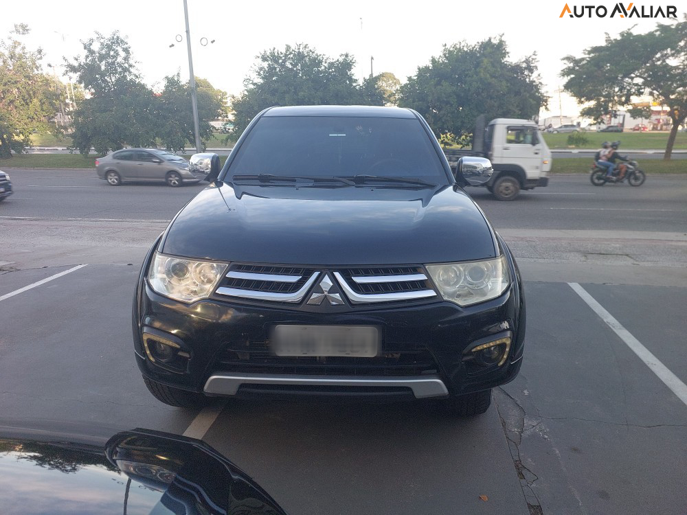 MITSUBISHI L200 TRITON  2.4 16V TURBO DIESEL SPORT HPE CD 4P 4X4 AUTOMATICO