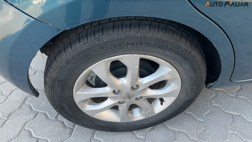 NISSAN MARCH 1.6 SV 16V FLEX 4P XTRONIC