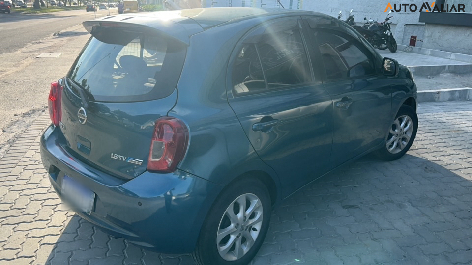 NISSAN MARCH 1.6 SV 16V FLEX 4P XTRONIC