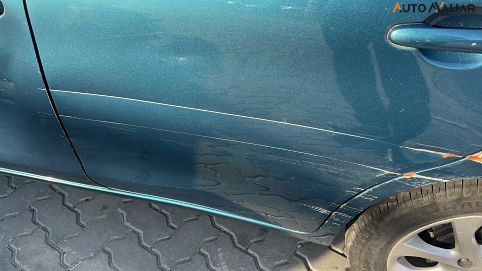 NISSAN MARCH 1.6 SV 16V FLEX 4P XTRONIC