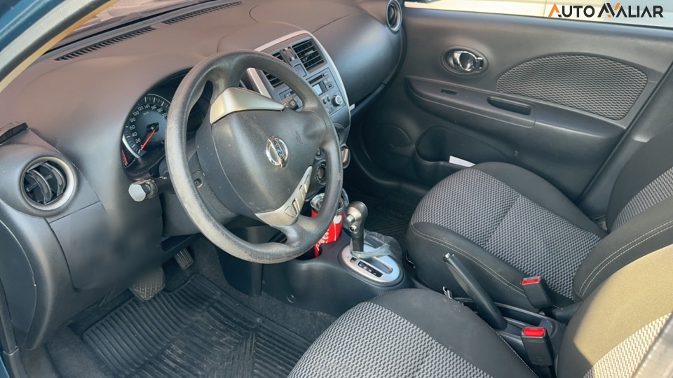 NISSAN MARCH 1.6 SV 16V FLEX 4P XTRONIC