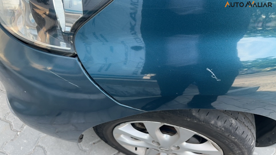 NISSAN MARCH 1.6 SV 16V FLEX 4P XTRONIC