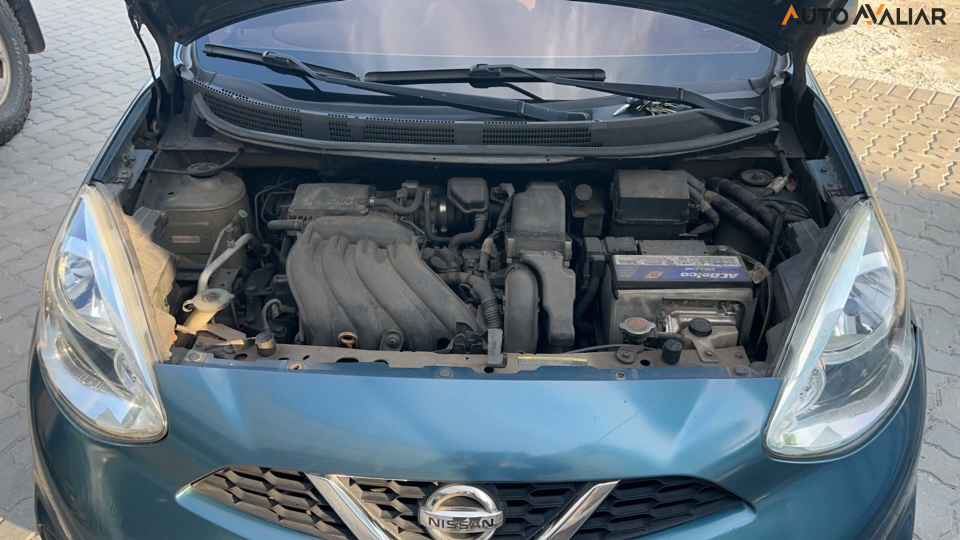 NISSAN MARCH 1.6 SV 16V FLEX 4P XTRONIC